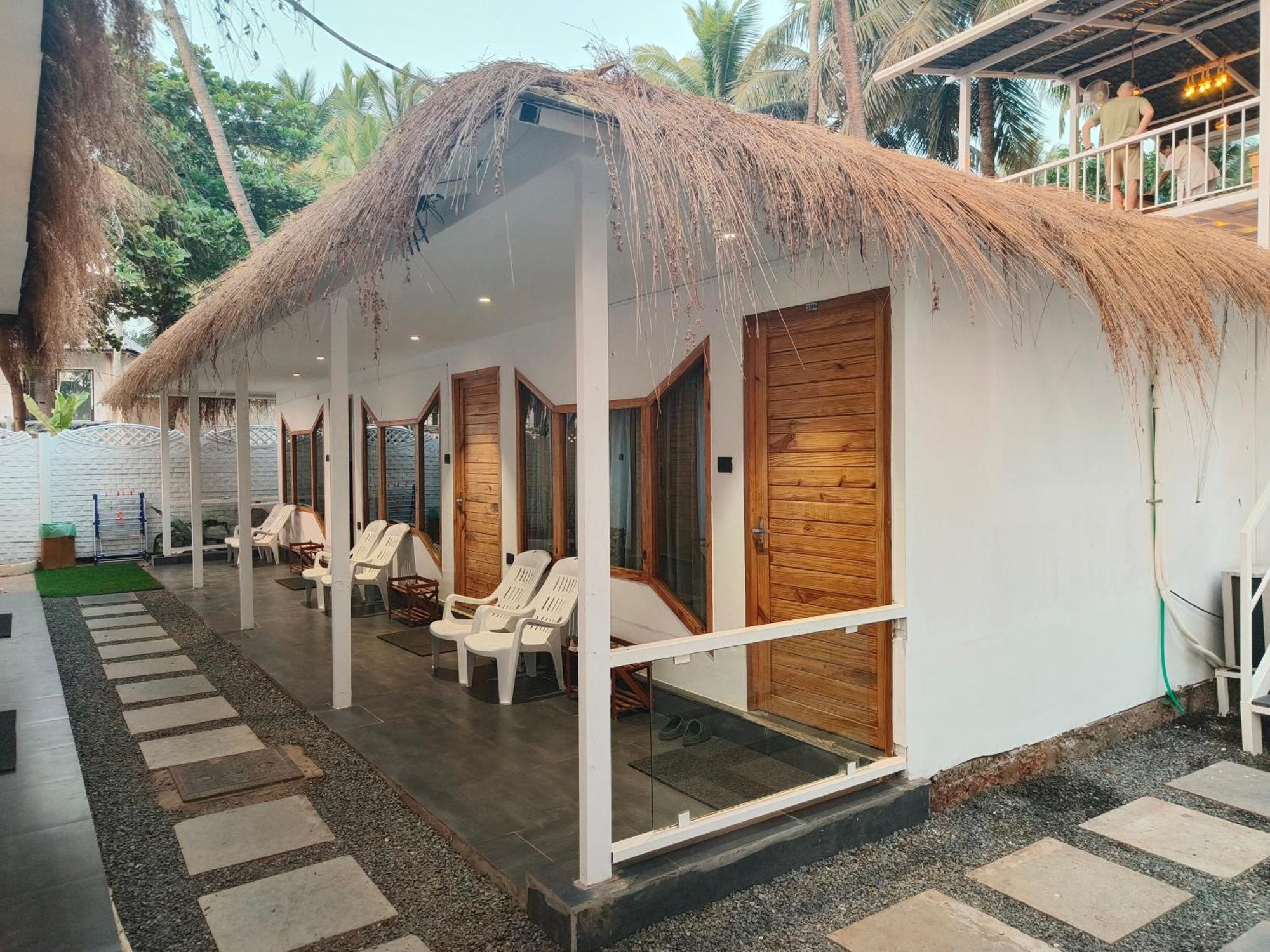 Aqua Beach Stays Ashwem Mandrem Exteriér fotografie
